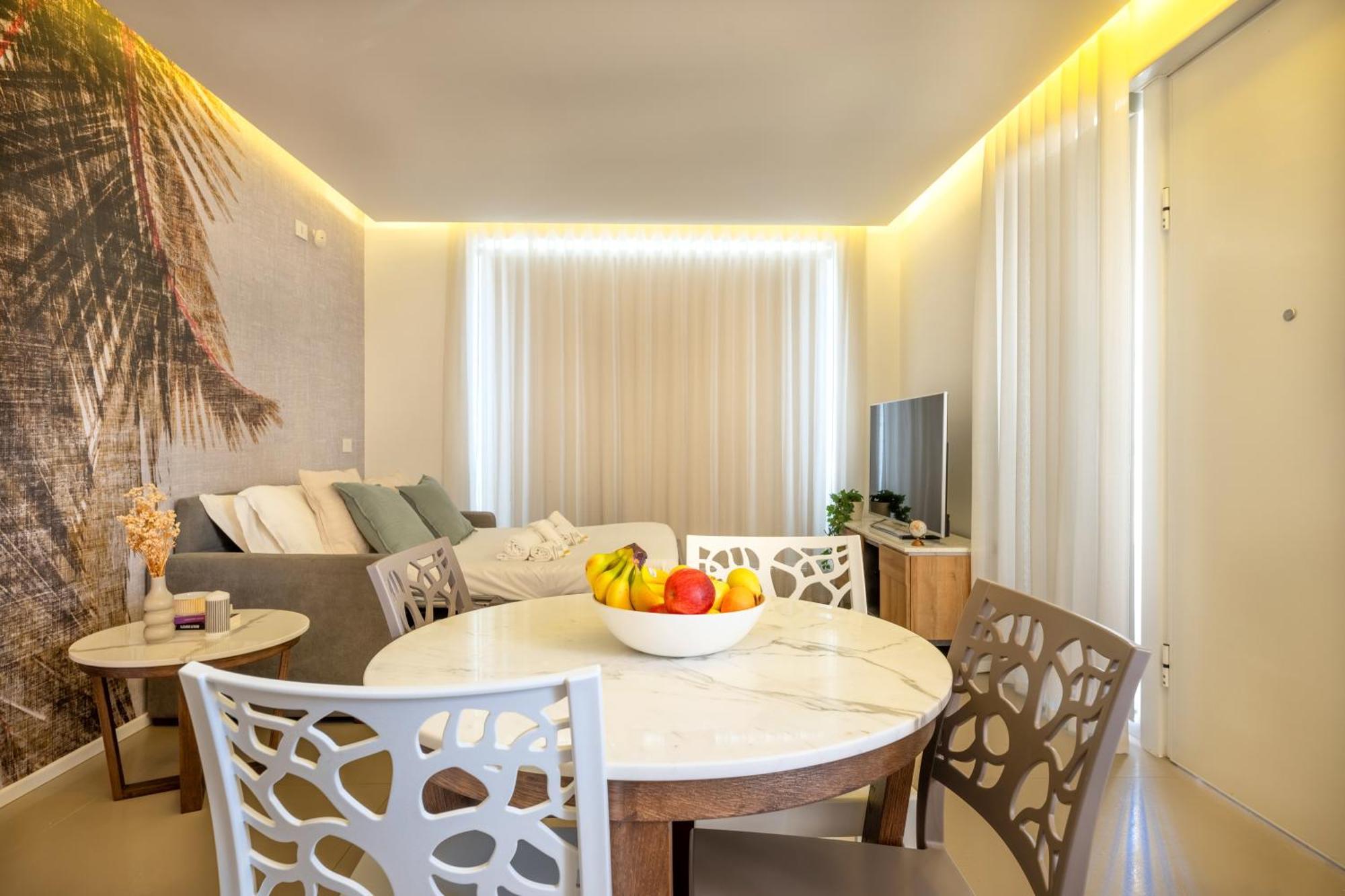 Exclusive Deluxe Apt Up To 6 People & Heated Tub 폴리나노 아마레 외부 사진