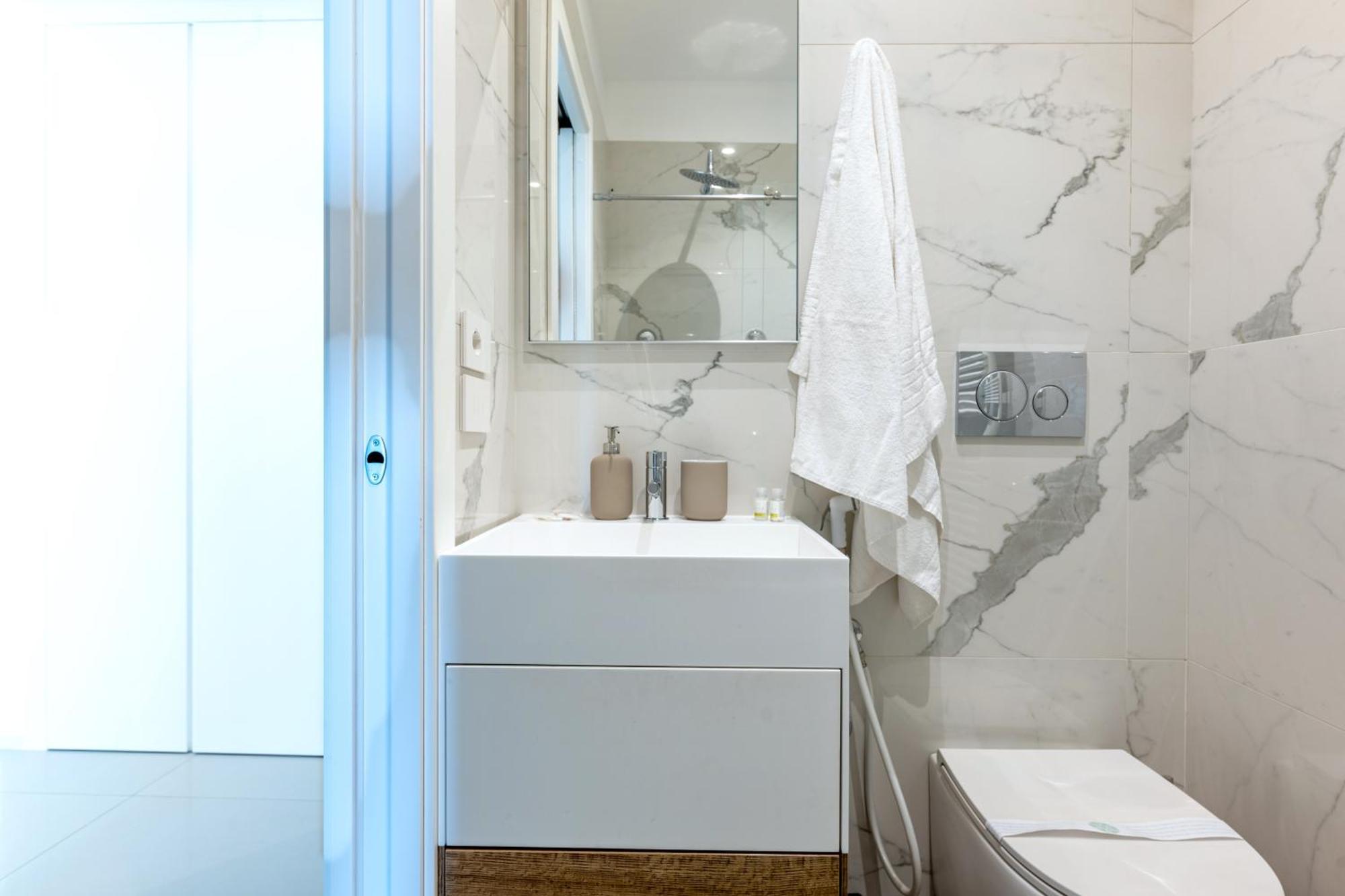 Exclusive Deluxe Apt Up To 6 People & Heated Tub 폴리나노 아마레 외부 사진