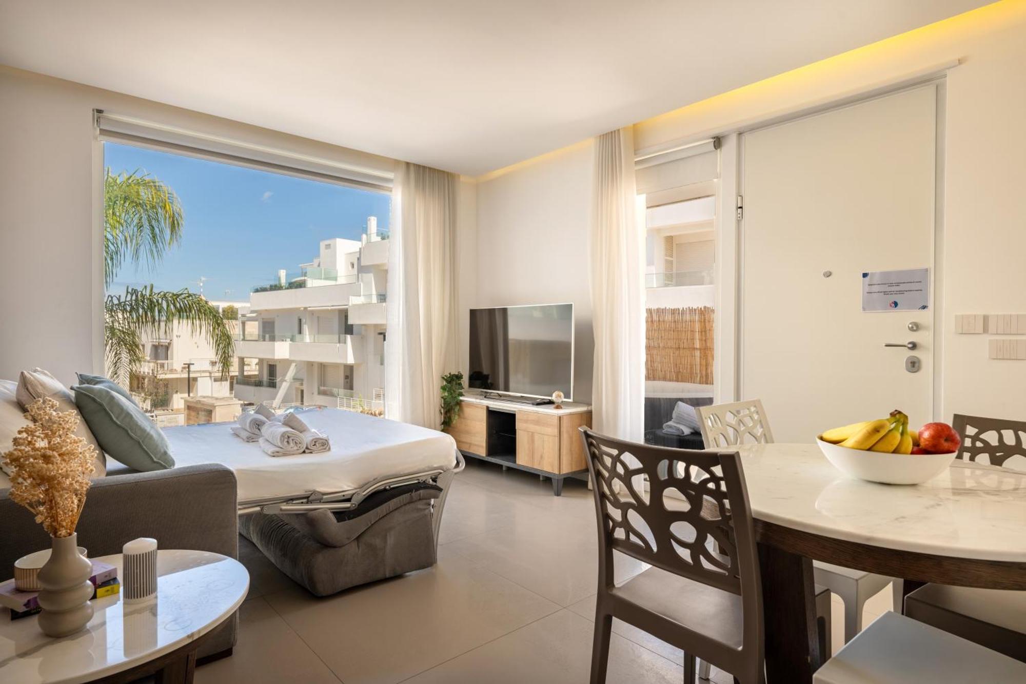 Exclusive Deluxe Apt Up To 6 People & Heated Tub 폴리나노 아마레 외부 사진