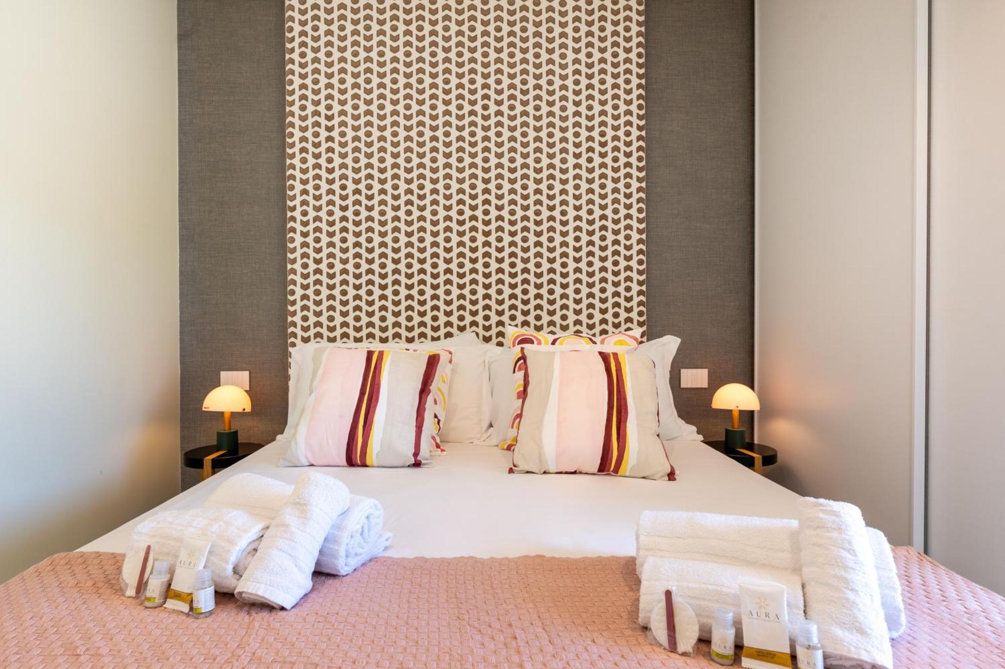Exclusive Deluxe Apt Up To 6 People & Heated Tub 폴리나노 아마레 외부 사진